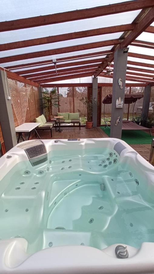 Green Corner Wellness Püspökladány 外观 照片