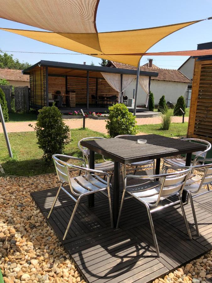 Green Corner Wellness Püspökladány 外观 照片