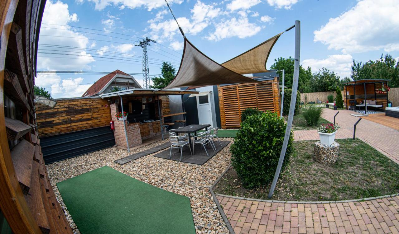Green Corner Wellness Püspökladány 外观 照片