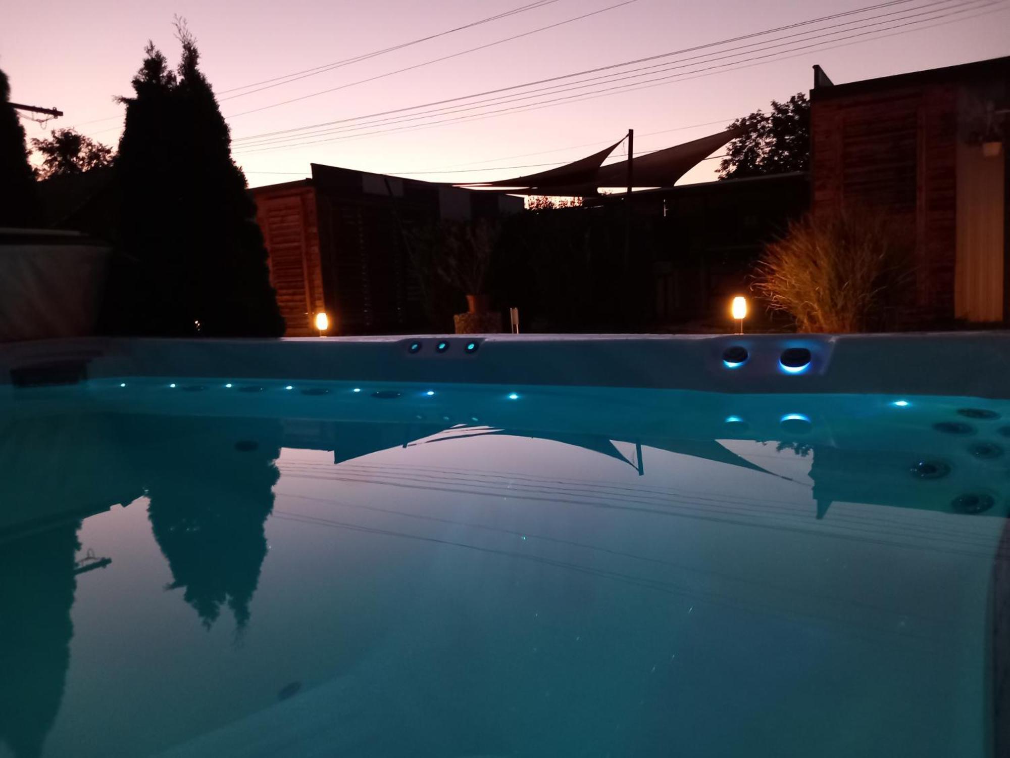 Green Corner Wellness Püspökladány 外观 照片