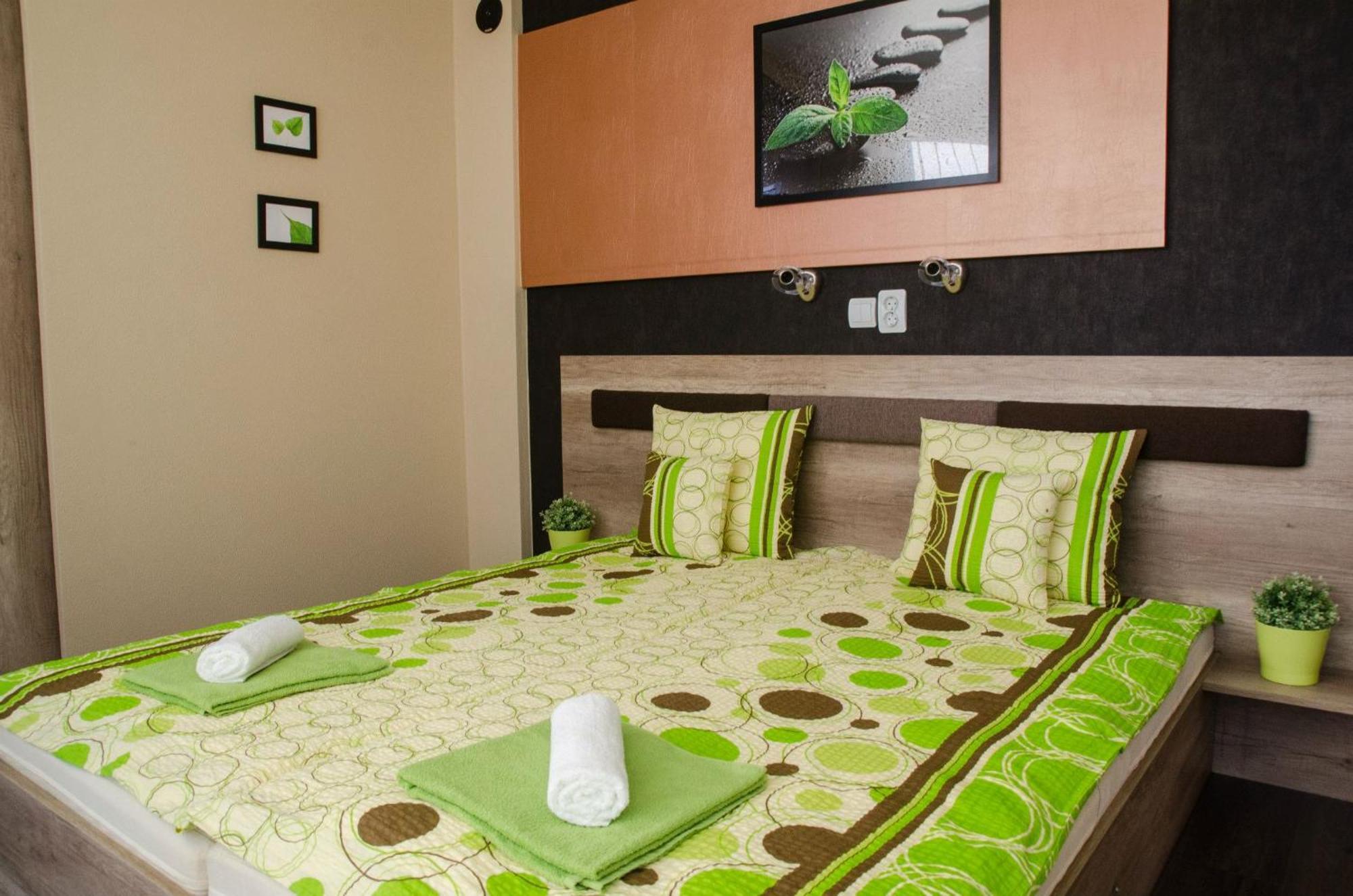 Green Corner Wellness Püspökladány 外观 照片