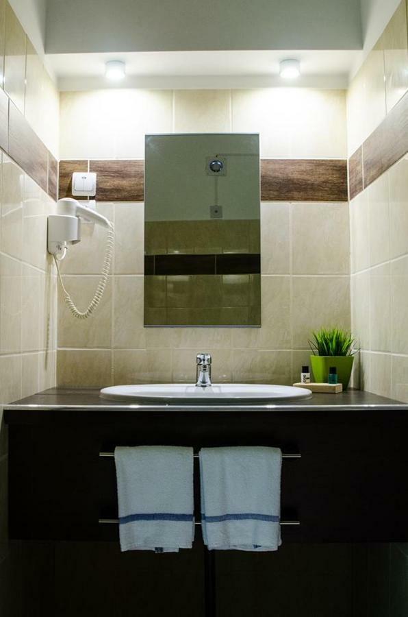 Green Corner Wellness Püspökladány 外观 照片